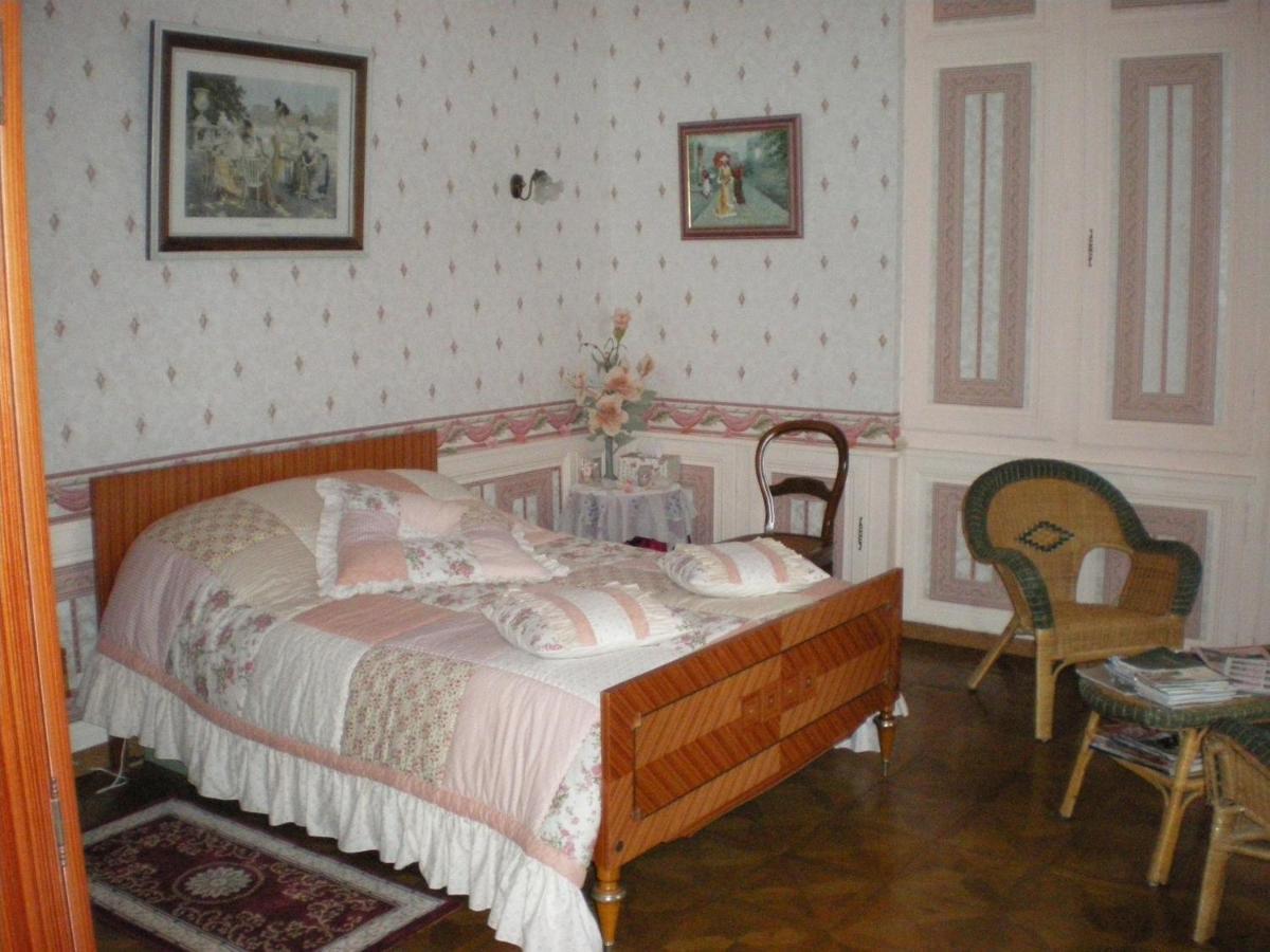 Le Chateau Bed & Breakfast Neuville-Coppegueule Exterior photo